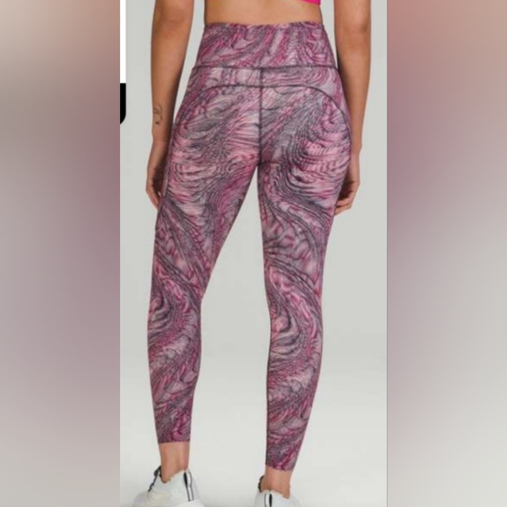 Lululemon Fast & Free 7/8 Tight II Nulux 25" Size 14 Dimensional Sonic Pink Mult